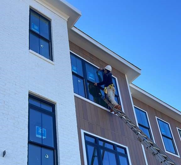 windows cleaning service by Clean Experts LLC